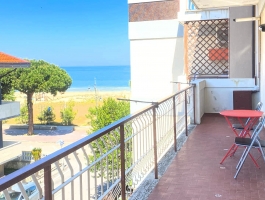 Silvi Marina (TE) Trilocale (5/6 posti letto) vista mare a soli 20 mt. dalla spiaggia  - GIULIO